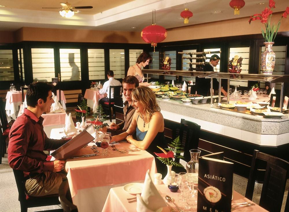 Hotel Riu Oliva Beach Resort Corralejo Kültér fotó
