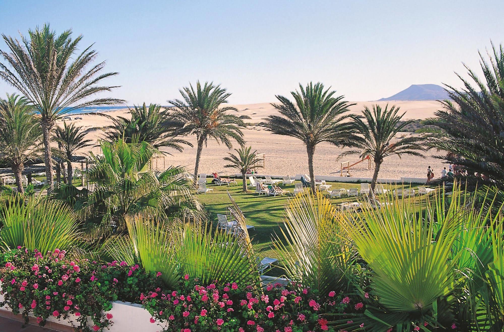 Hotel Riu Oliva Beach Resort Corralejo Kültér fotó