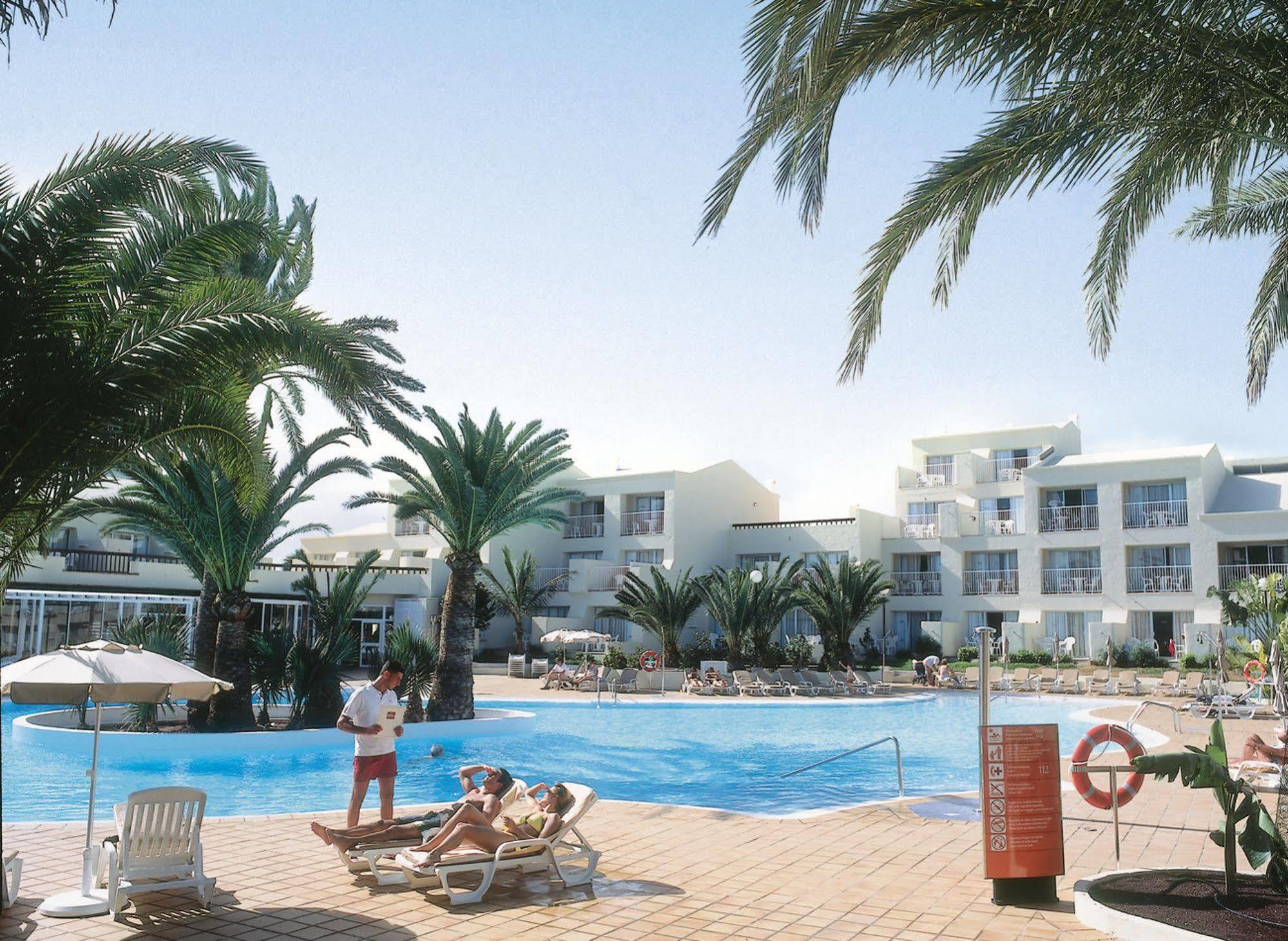 Hotel Riu Oliva Beach Resort Corralejo Kültér fotó
