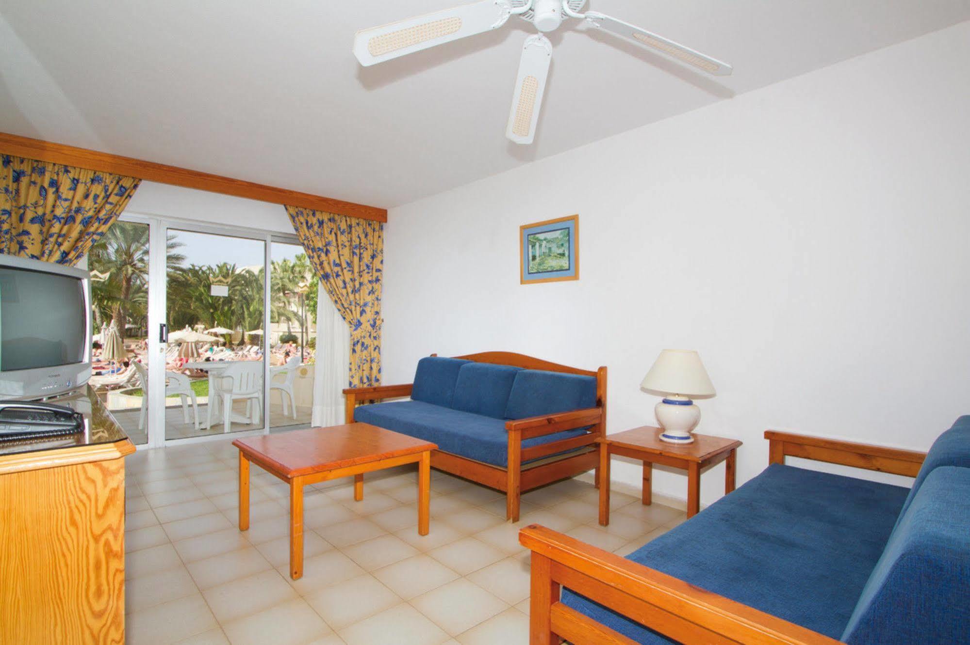 Hotel Riu Oliva Beach Resort Corralejo Kültér fotó